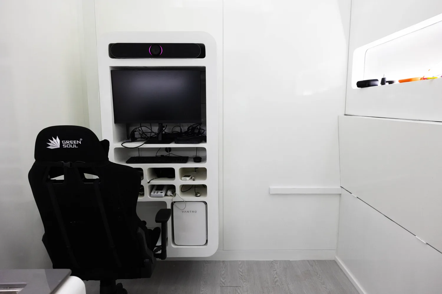 Patient consultation inside the H³ Health Cube